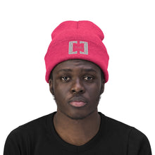 Load image into Gallery viewer, Cuadra Collection Beanie
